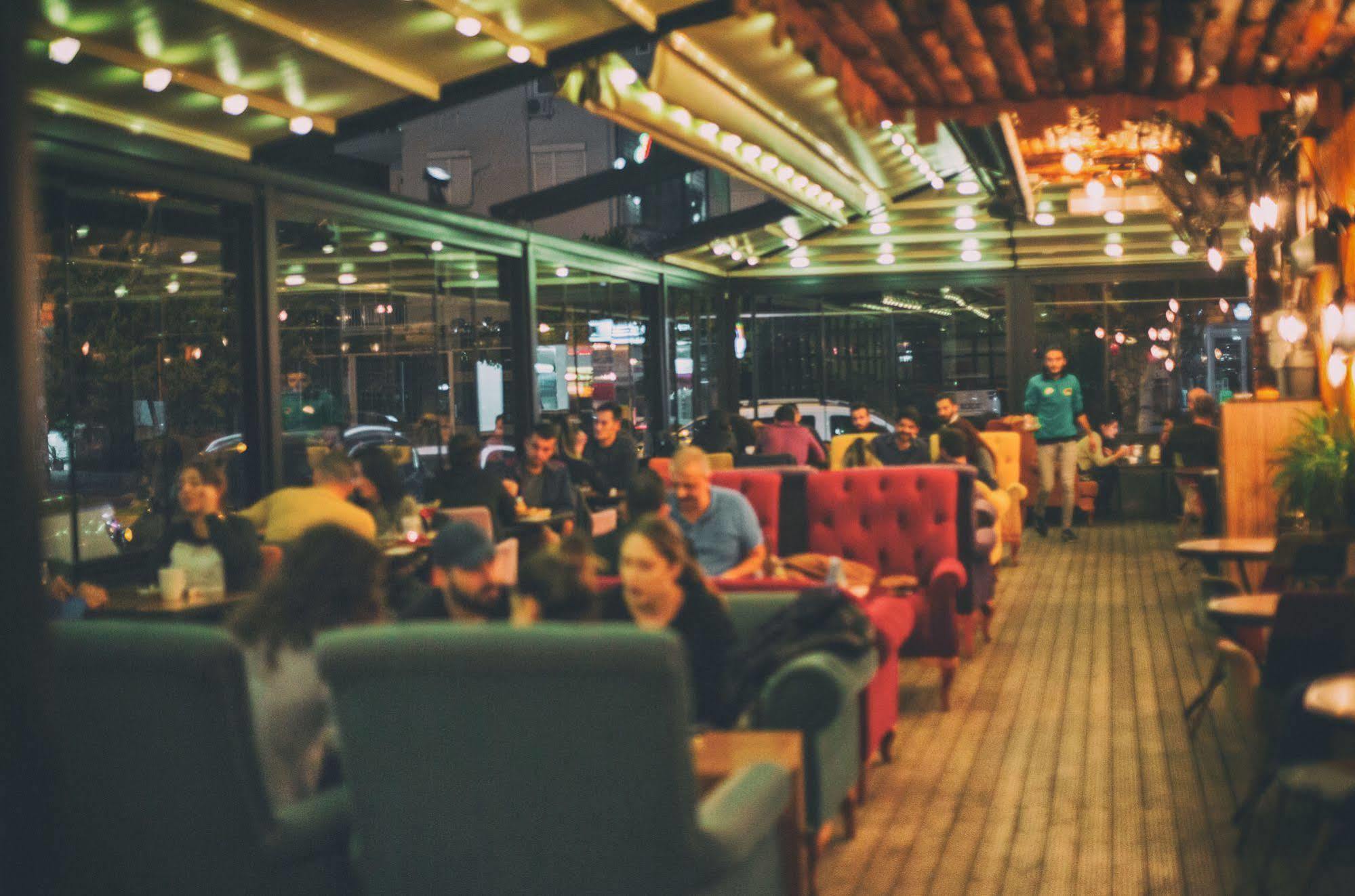 Voswos Garage Coffee Hotel Antalya Exterior photo