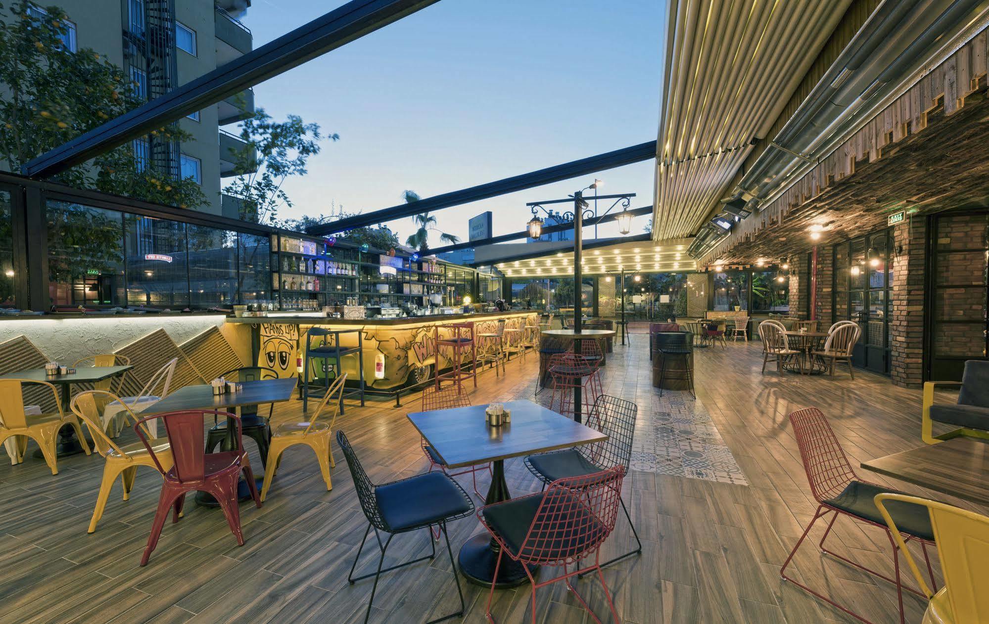Voswos Garage Coffee Hotel Antalya Exterior photo